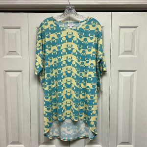 "DISNEY" LULAROE TUNIC/TOP IRMA (NWT)